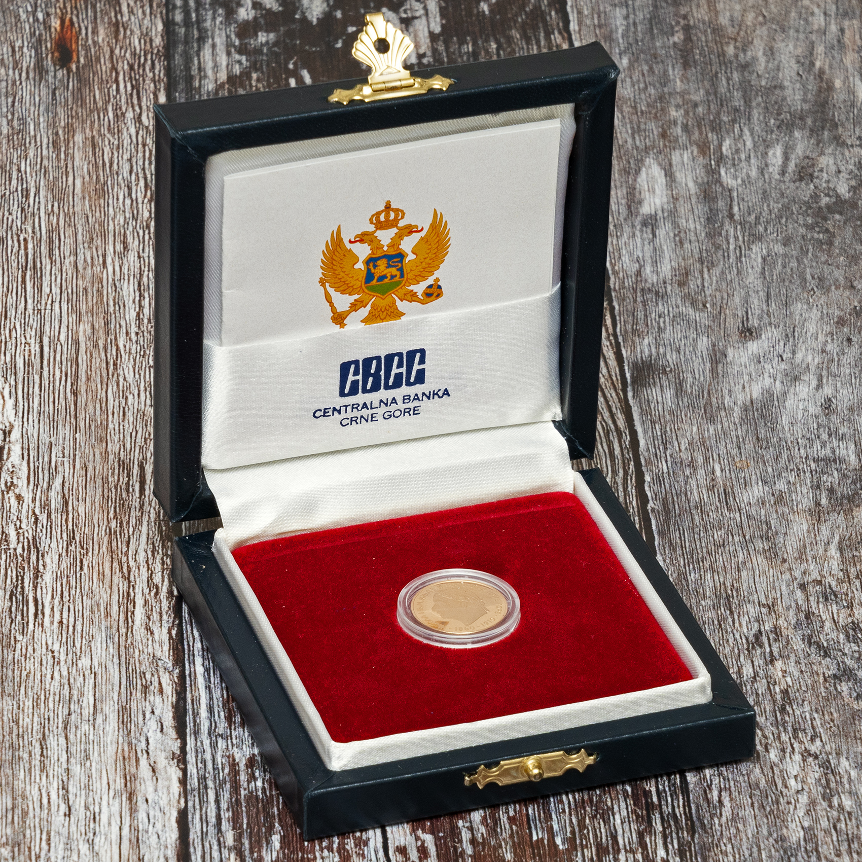 Montenegro 2006 21.6 Carat Gold Proof 10 Perpera Box and Certificate